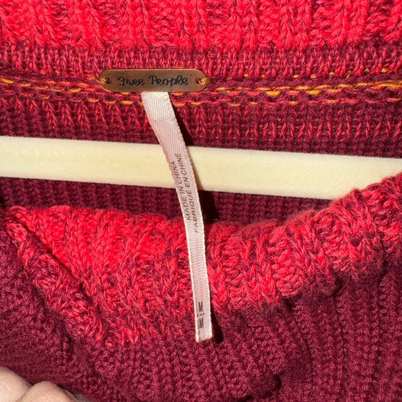 Free People Sunset Turtleneck Crop Sweater with Flared Sleeves Size Medium - Picture 6 of 12